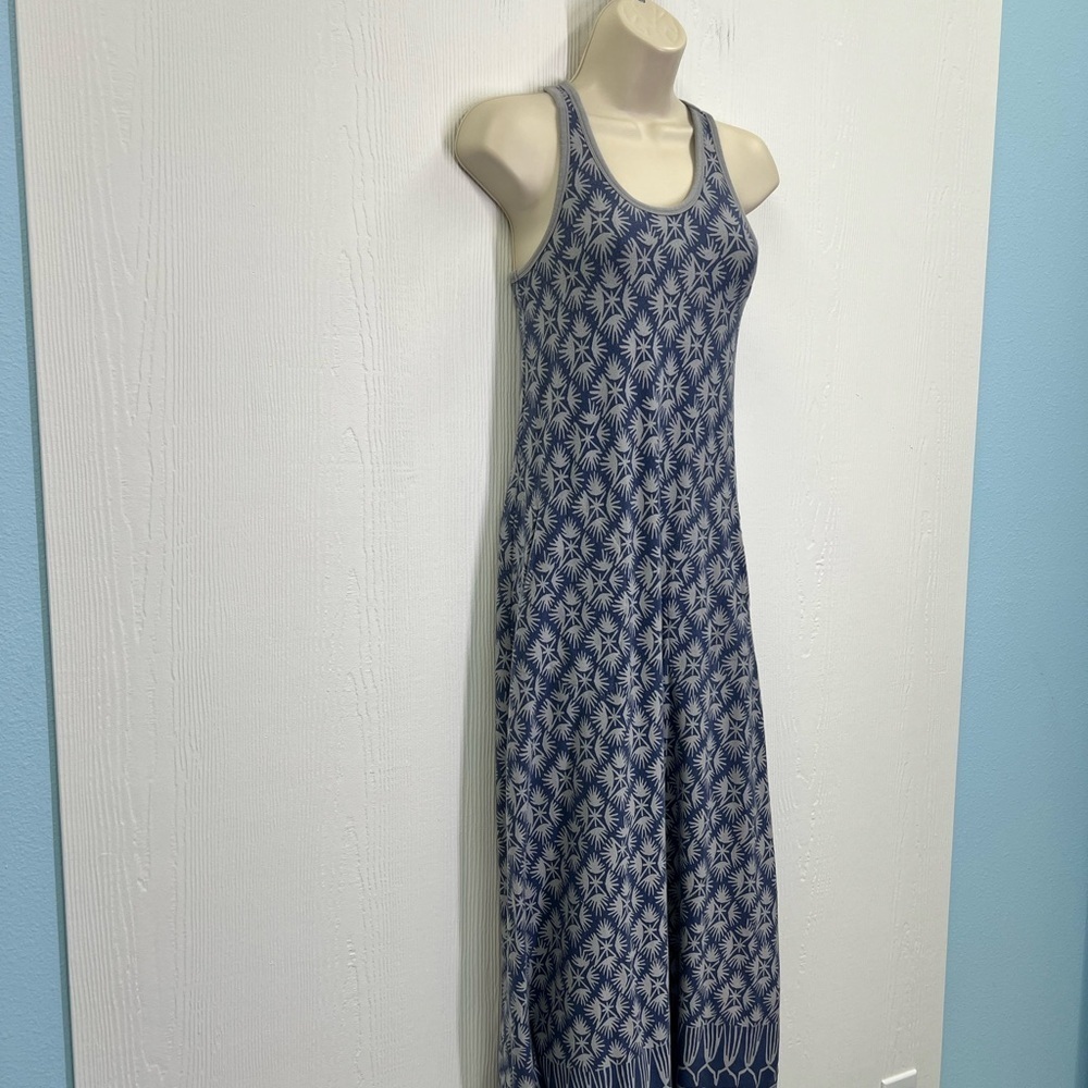 Athleta - Blue & Grey Floral Support Bra Razer Back Pockets Maxi Dress Size XS - Picture 3 of 11